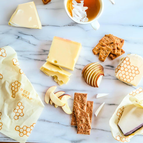 Bee's Wrap Beeswax Wraps for Food - Honeycomb Cut to Size 14x52" Wax Paper Roll, Organic & Eco-Friendly Alternative
