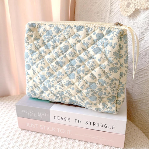 Makeup Bag Large Travel Quilted Cosmetic Organizer, Floral Cotton Coquette Aesthetic Toiletry Bag for Women