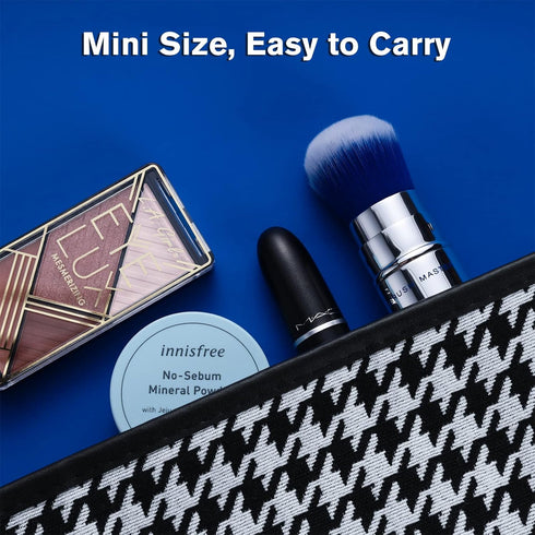 Retractable Kabuki Makeup Brush, Travel Powder Brush for Foundation, Blush, Bronzer, Concealer with Cover