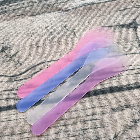 100 Pcs Plastic Cosmetic Mask Mixing Spoon Spatulas, Multicolor 5 Inch Face Mask Spoon