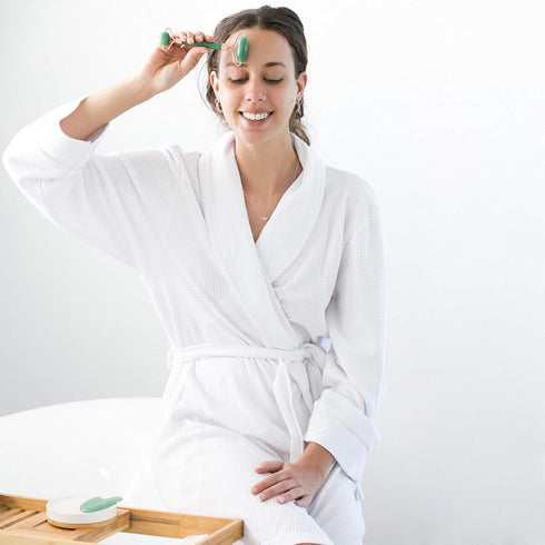 WITTY Jade Face Roller and Gua Sha Set - Beauty Massage Tools in Hand-Drawn Giftbox, Extra Pouch