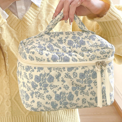 Large Travel Makeup Bag, Quilted Floral Cotton Cosmetic Organizer for Women and Girls