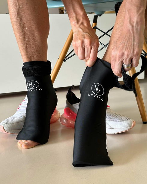 LEVILO Ankle Ice Pack Wrap (2 Packs) for Sprained Ankle Support, Reusable Gel Ice Packs for Pain Relief