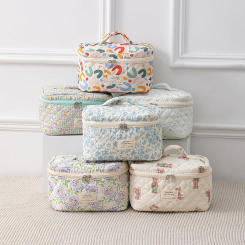 Large Travel Quilted Makeup Bag for Women, Floral Cotton Cosmetic Bag, Aesthetic Floral Toiletry Organizer