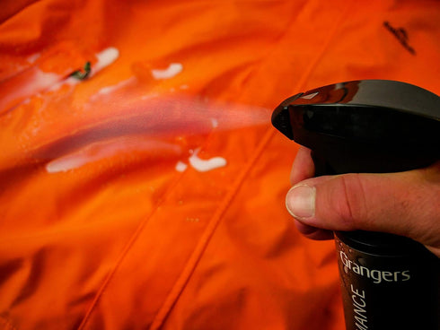 Granger's Outdoor Clothing Care Kit, Clean and Waterproof Outerwear