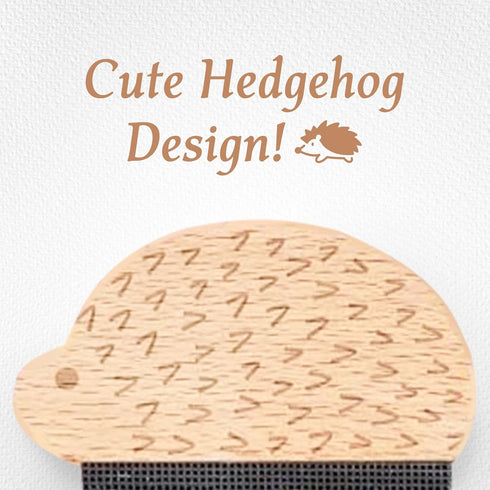 Serenity Fair Wood Hedgehog Sweater Comb, Lint Remover for Pet Hair & Fuzz, 8.5 x 5.2 cm / 3.3 x 2 in