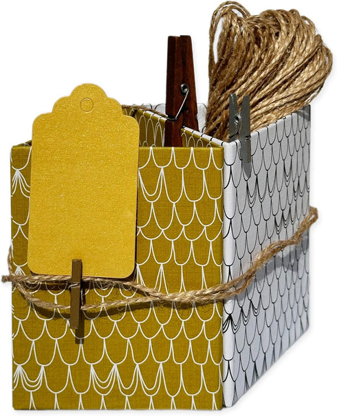 LWR CRAFTS 100 Hang Tags with Jute Twines, Scalloped Top Rectangle, 2 3/4" x 1 9/16", Golden