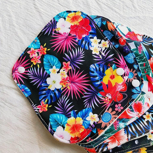 10 Pcs Reusable Menstrual Pad Set, 1Pc Mini Wet Bag + 9Pcs Light Flow Waterproof Mama Cloth Pads