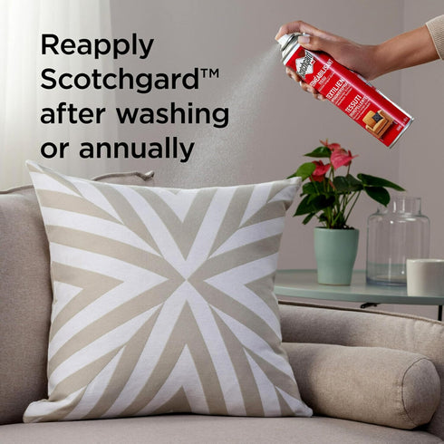 Scotchgard Fabric Water Shield, Long-Lasting Water Repellent Spray for Clothing and Upholstery, Four 10 Oz (Pack of 4)