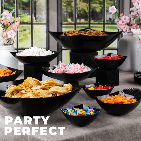 PLASTICPRO Disposable Square Serving Bowls, 4 Pack 16 Ounce Black Snack or Salad Bowls