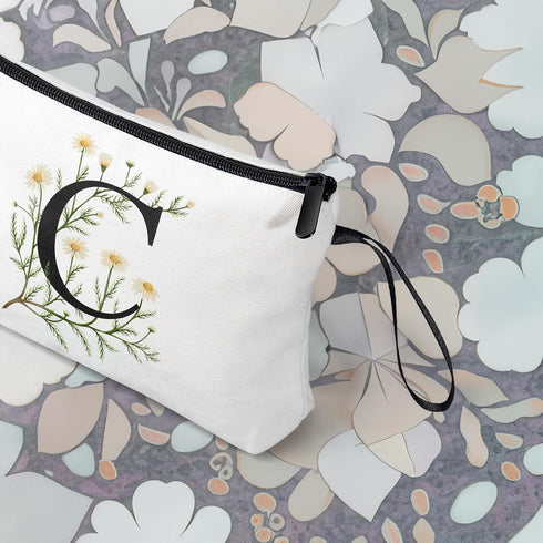 Initial Letter Makeup Bag for Women, A-Z Personalized Travel Cosmetic Bag, Initial Cosmetic Bag Gifts (White C)