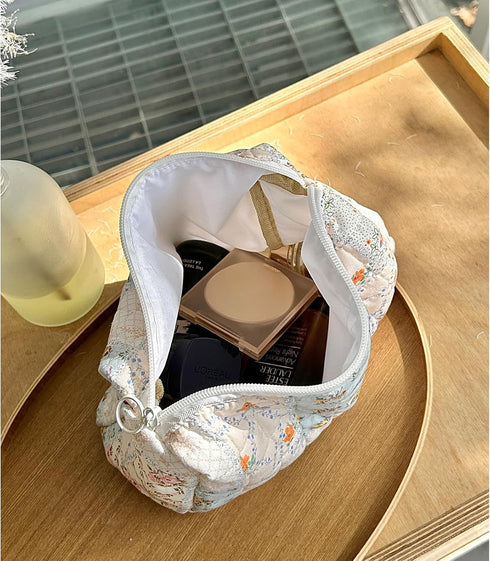 Quilted Cotton Makeup Bag, Coquette Floral Toiletry Bag for Women and Girls, Cute Kawaii Travel Cosmetic Pouch (03 Pink