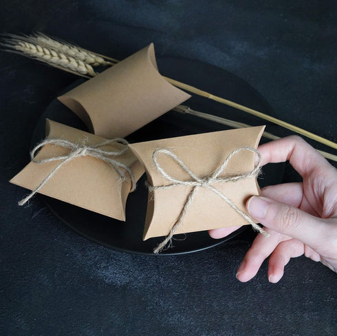 Vintage Kraft Paper Pillow Candy Box, Thank You Treat Box Kit, Rustic Gift Boxes with Twine for Wedding Favors, 50pc
