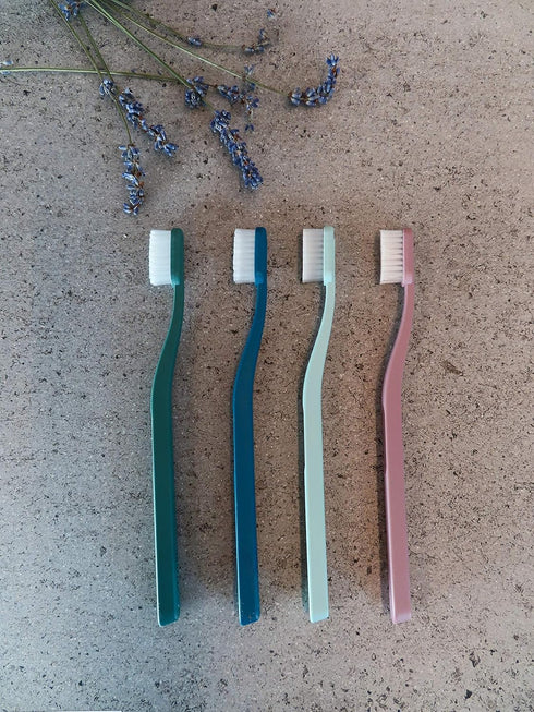 Jordan Green Clean Manual Toothbrush - Soft Bristles, Sustainable Scandinavian Design, Mixed Colors, 4 Units