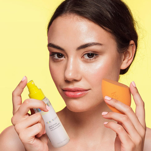 Real Techniques Sponge+ Makeup Setting Spray for Face, Hydrating with Vitamin C + Electrolytes, 2 fl oz Spray Bottle