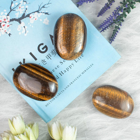 55-60mm Tiger Eye Palm Stone, Natural Body Chakra Balancing Worry Stone, Hand Carved Pocket Massage