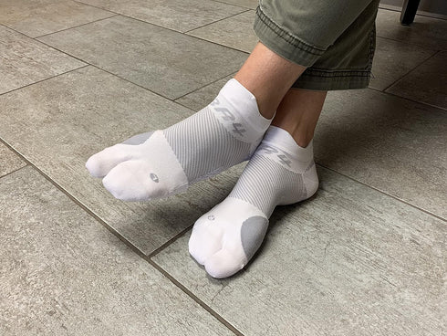 OrthoSleeve Bunion Relief Socks, Cushioned Split-Toe Design with Pad, Relieves Bunion Pain and Reduces Toe Friction