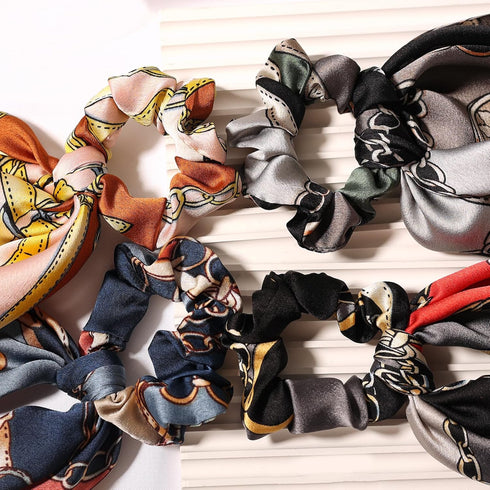 LFOUVRE 4 Pcs Chain Satin Hair Accessories, Ribbon Scrunchies with Long Tails and Knotted Hair Bands
