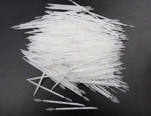 LBY 600pcs Plastic Toothpicks, Interdental Toothpicks with Curved Blade for Teeth Cleaning