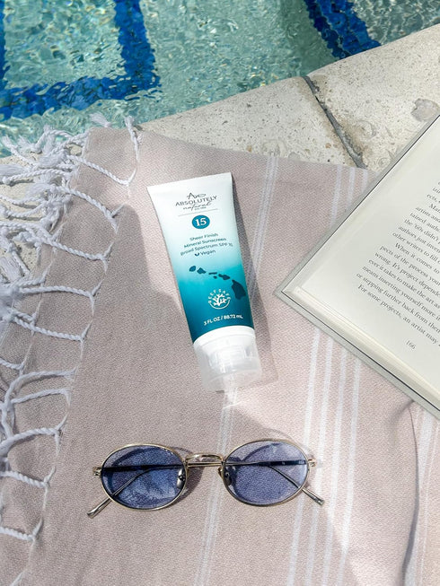 SPF 15 Mineral Sunscreen, Broad Spectrum Water Resistant Moisturizer Lotion for Body & Face, 3 Oz